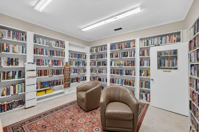 Unit 204 photo 37