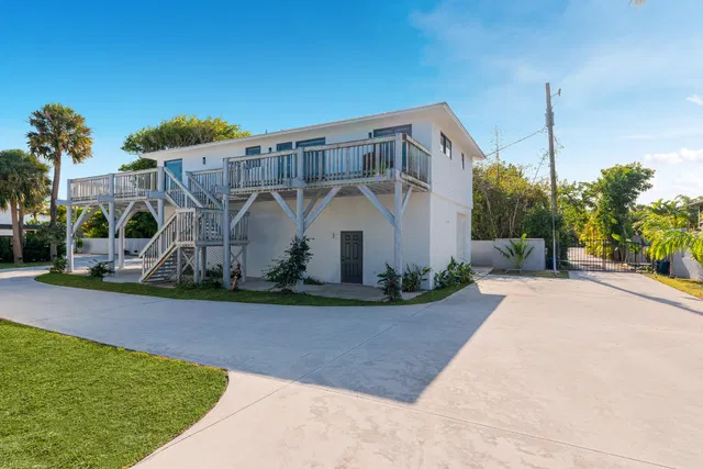 Residence photo 5