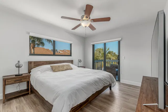 Residence photo 43