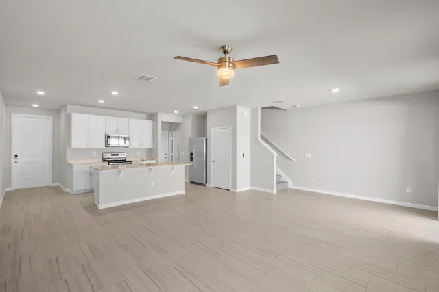 Residence photo 3