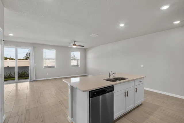 Residence photo 4