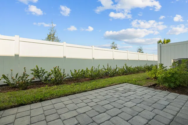 Residence photo 23