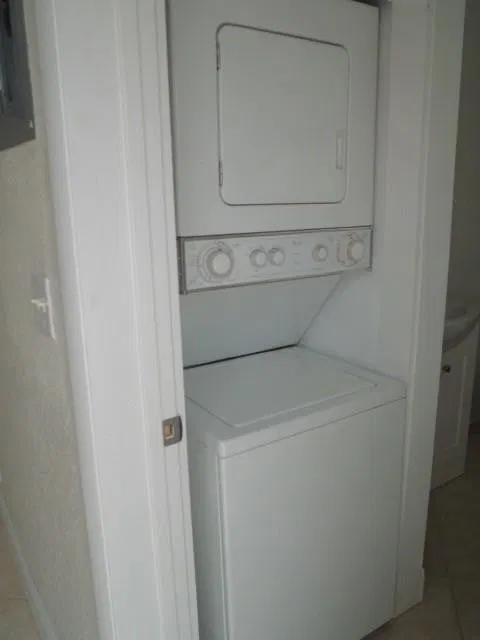 Residence photo 6