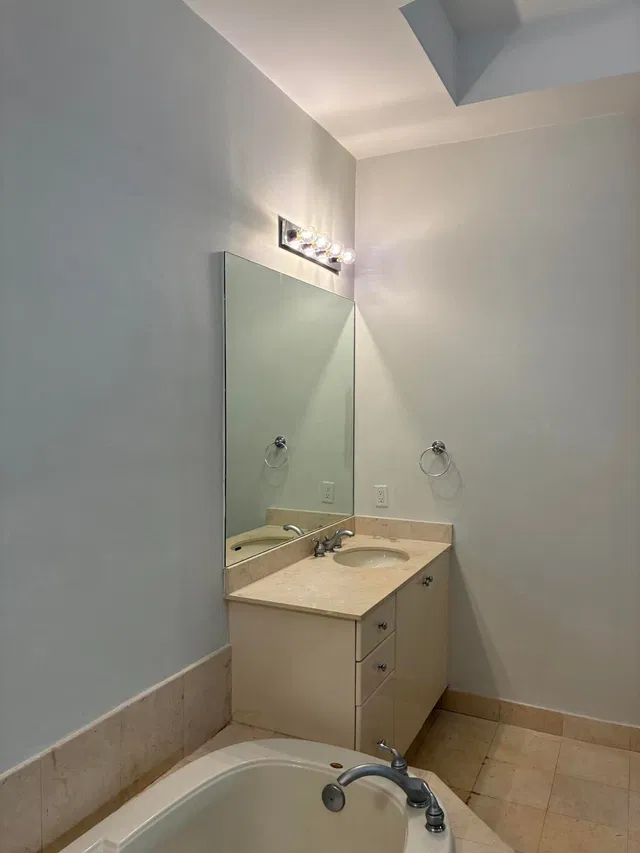 One City Plaza Unit 437 photo 6