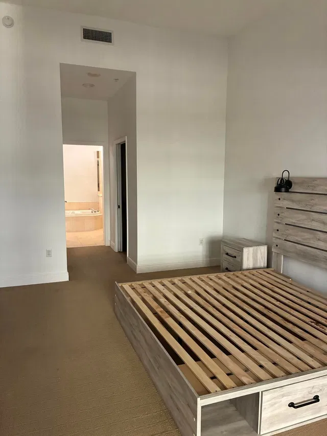 One City Plaza Unit 437 photo 9