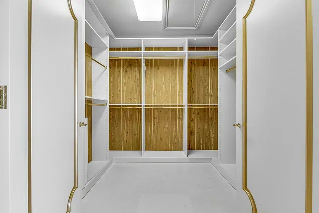  Residence photo 30