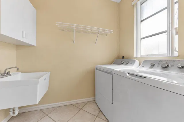 Residence photo 21