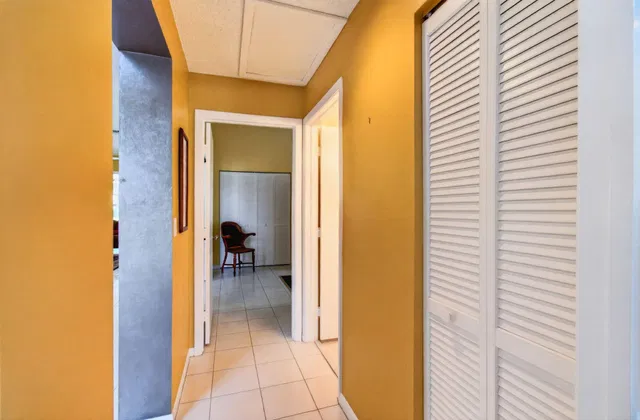  Residence photo 31