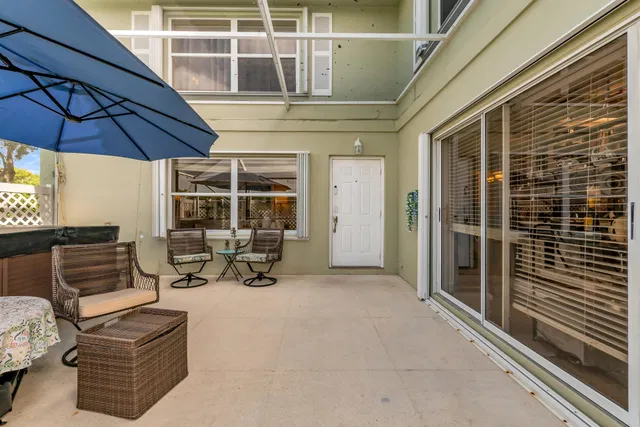 Unit 38D photo 7