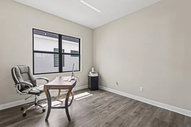  Residence photo 23