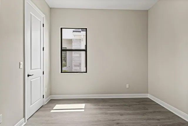  Residence photo 27