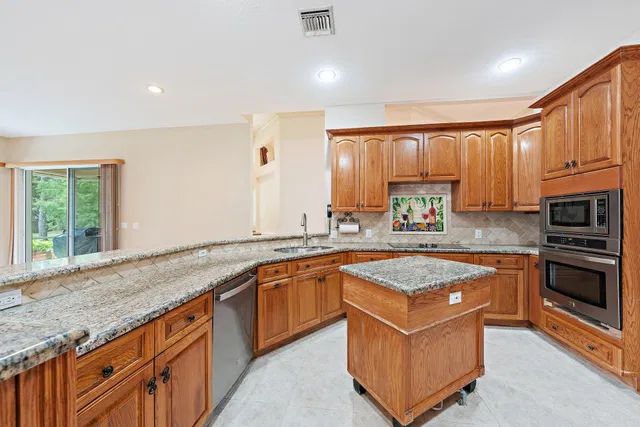 Residence photo 9