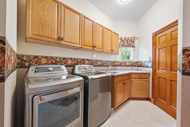 Residence photo 14