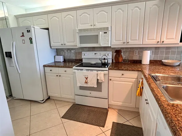 Boca Raton Unit 605 photo 15