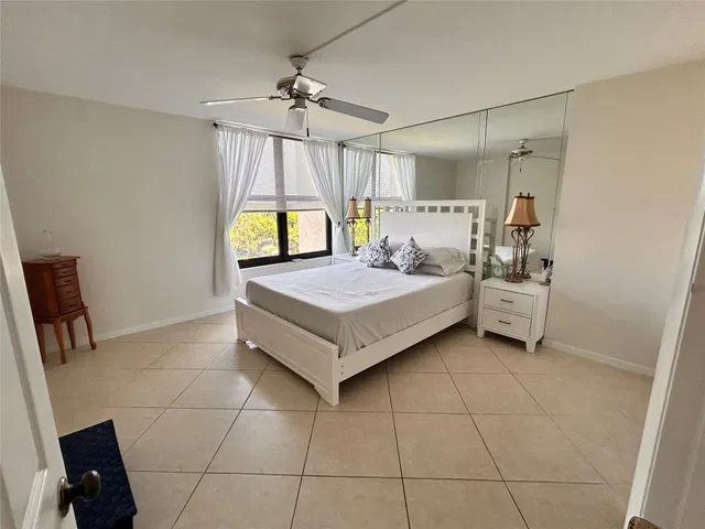 Boca Raton Unit 605 photo 17