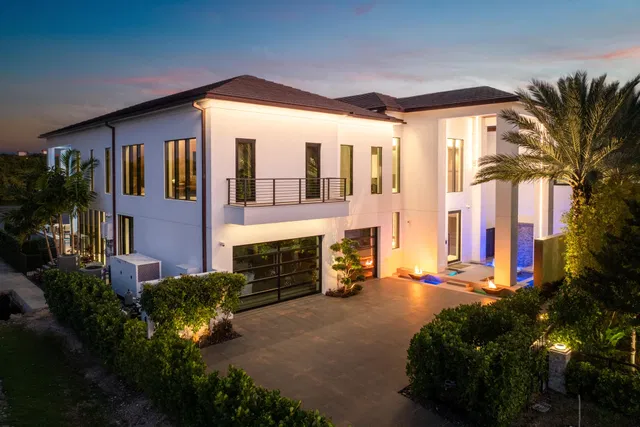  Residence photo 4