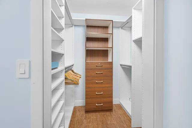  Unit 107 photo 8