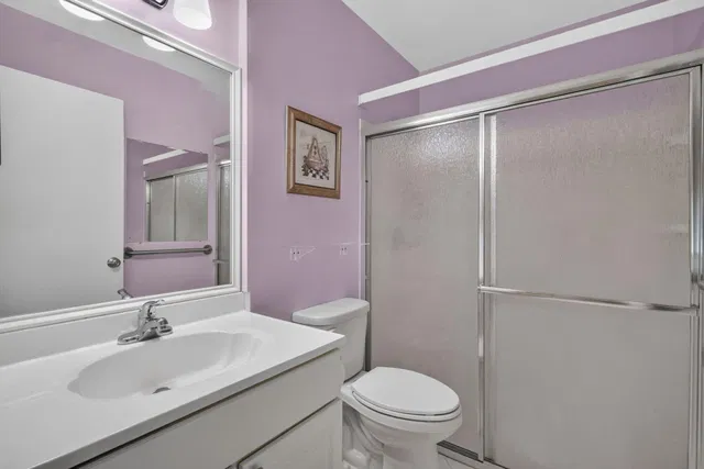 Residence photo 15