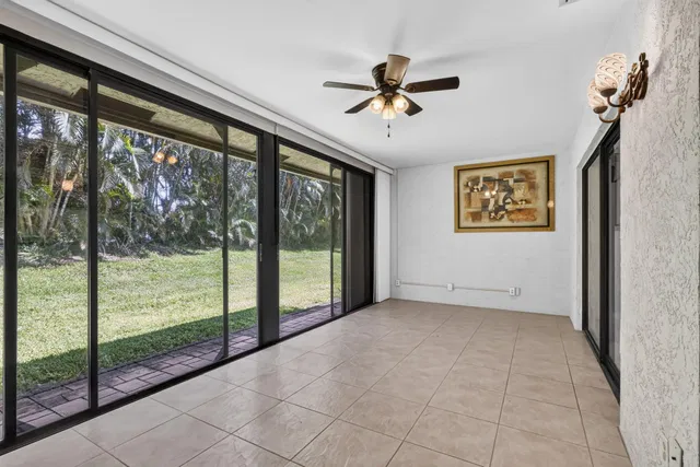  Residence photo 21