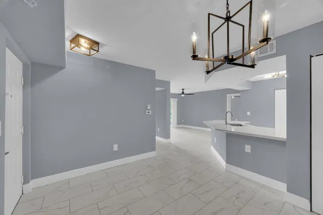 Unit 203 photo 5
