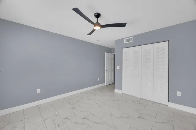 Unit 203 photo 15