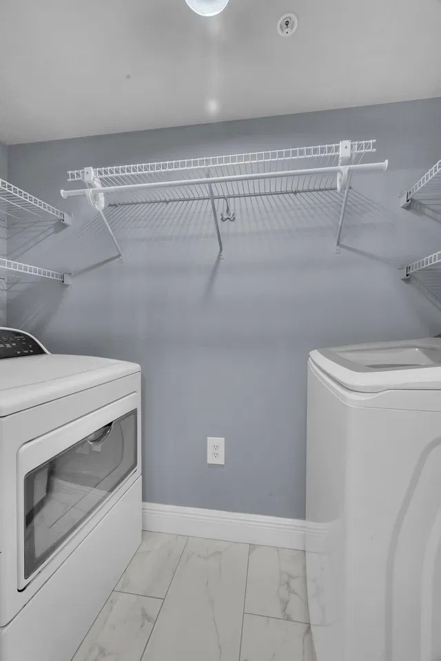 Unit 203 photo 18