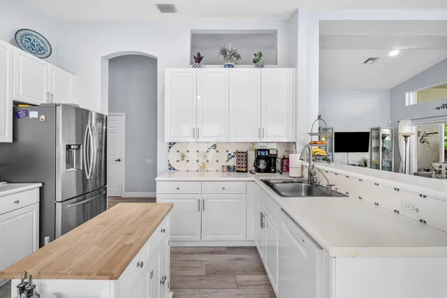  Residence photo 18