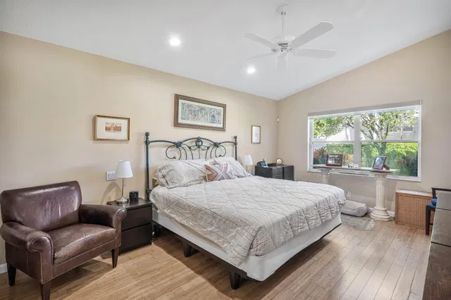  Residence photo 19