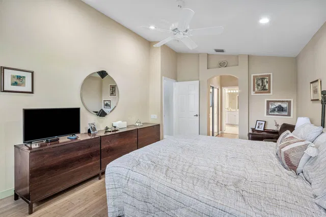  Residence photo 21