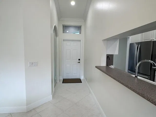 Residence photo 6