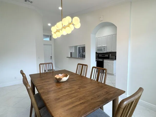 Residence photo 15