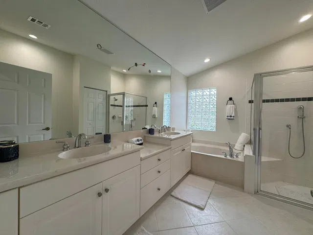 Residence photo 23