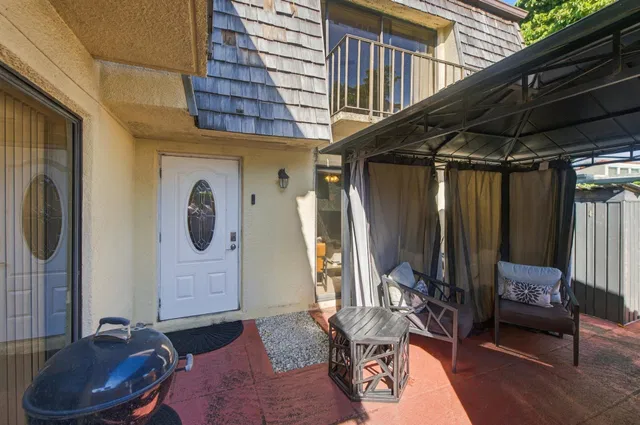 Residence photo 4