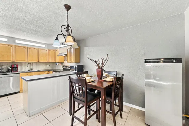 Residence photo 10