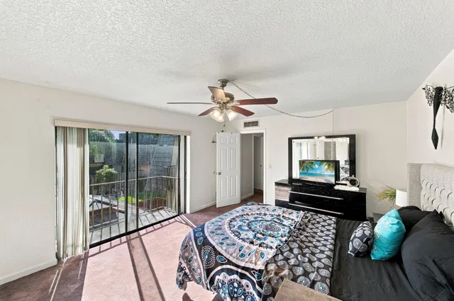 Residence photo 17