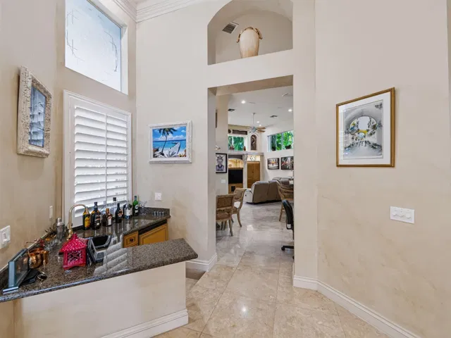 Residence photo 7