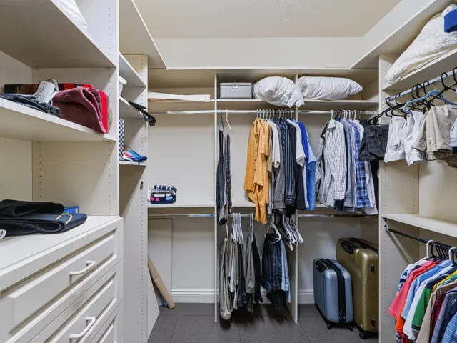 Residence photo 25