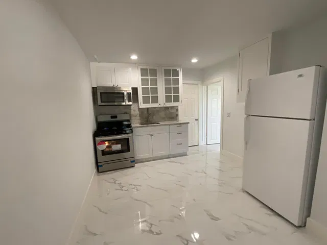  Residence photo 8