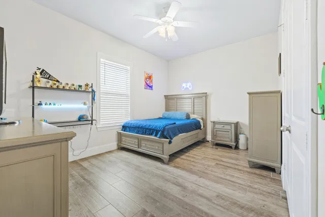 Residence photo 17