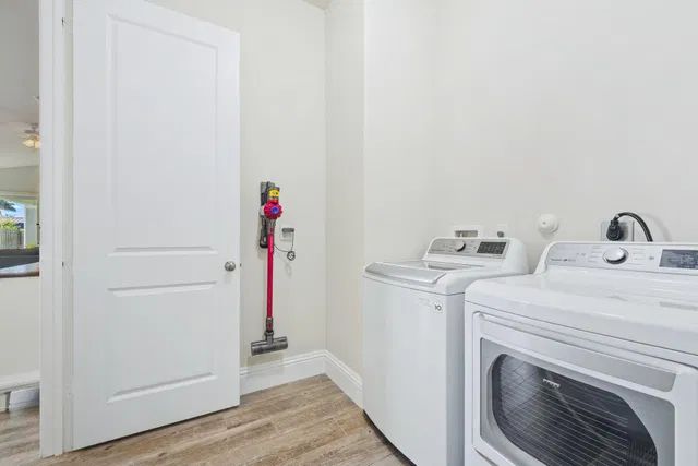 Residence photo 20