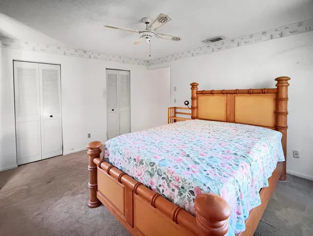 Residence photo 5