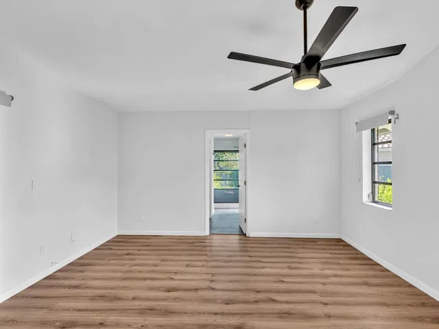  Residence photo 37