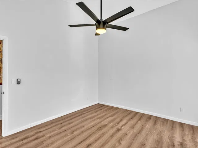  Residence photo 52
