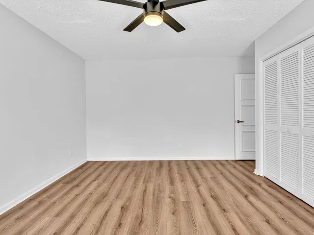  Residence photo 60