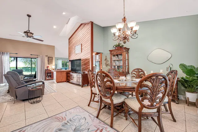 Residence photo 11