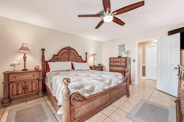 Residence photo 30