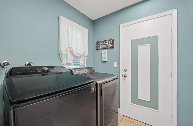 Residence photo 43