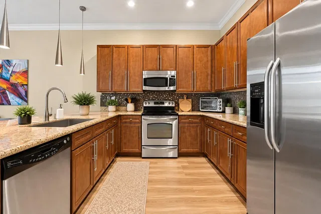 Residence photo 9