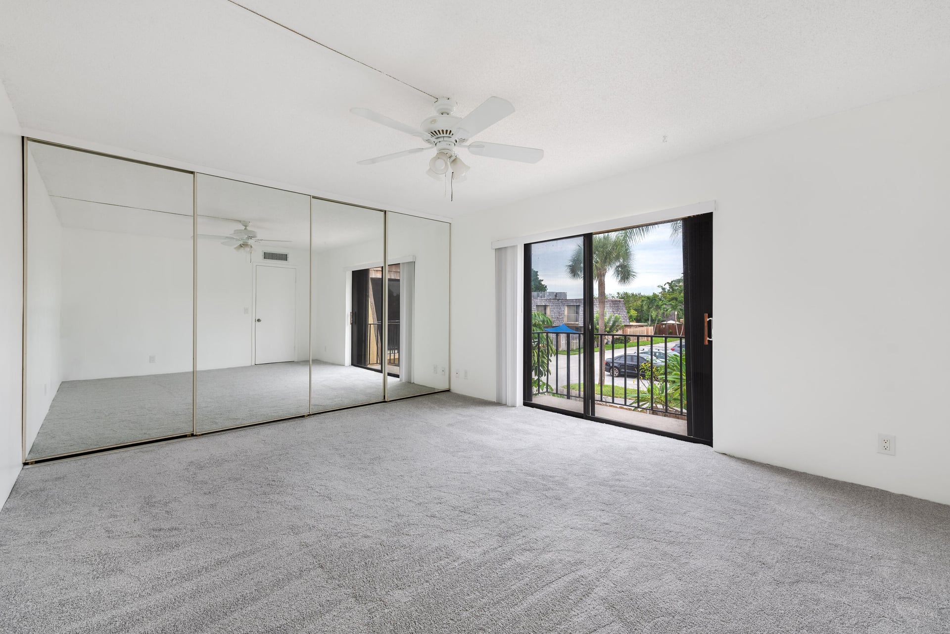 Residence photo 25