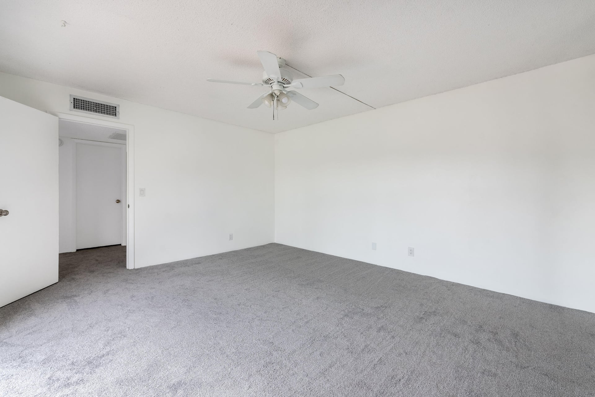 Residence photo 26